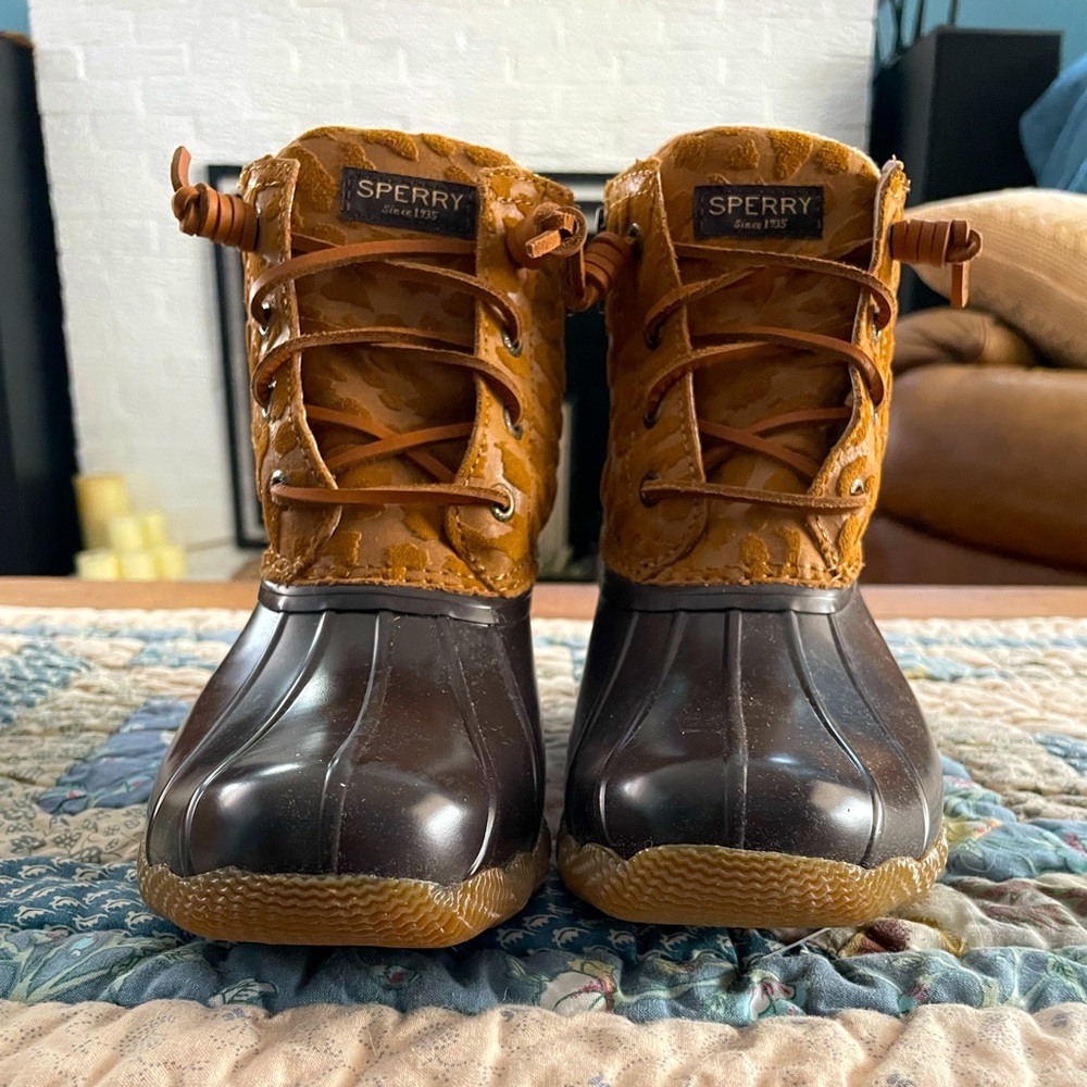 BRAND NEW NEVER WORN Sperry Boots